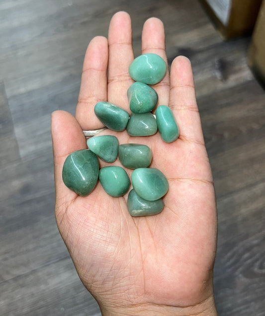 Green Aventurine Crystal - Embrace Luck and Prosperity