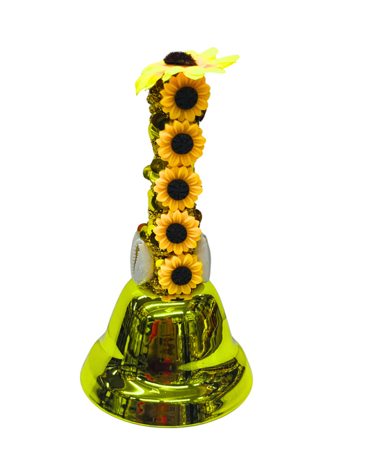 Decorative Ochún Bell – Spiritual Altar Decor for Love, Beauty & Abundance – Orisha Bell Offering for Yoruba Santería