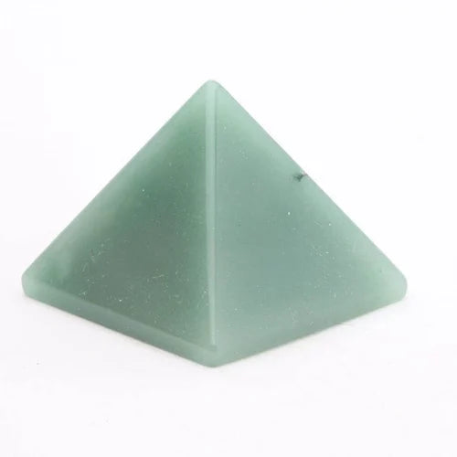 Green Aventurine Pyramid – Healing & Emotional Balance Crystal for Luck & Harmony